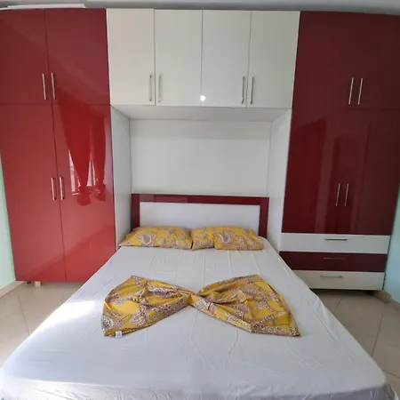 Tirana Cozy Apartment Kashar